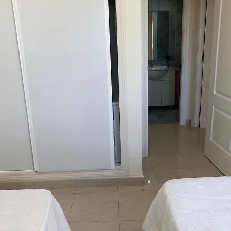 Residencial Mediterraneo A 德尼亚